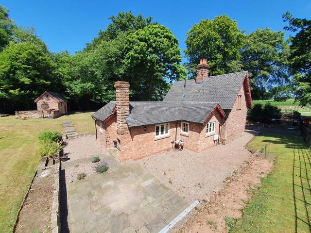 House for rent in Hales, Butterton