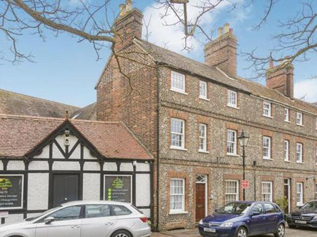 House for sale in Caldecott, Dromore