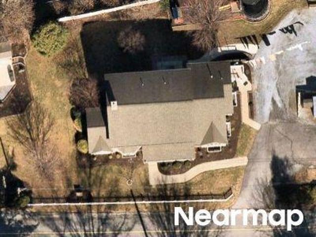 House for sale in Kinzers