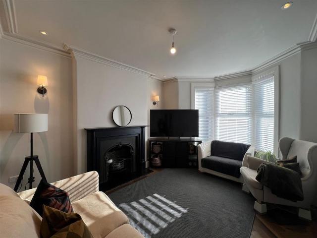 House for rent in East Clevedon, Clevedon