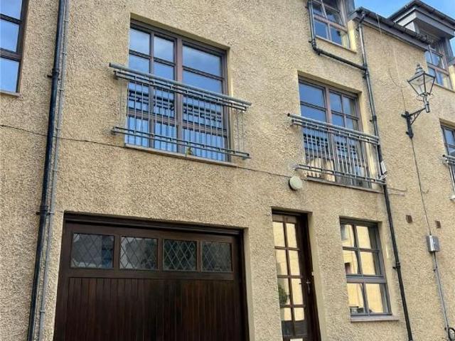 House for rent in Canongate, City of Edinburgh