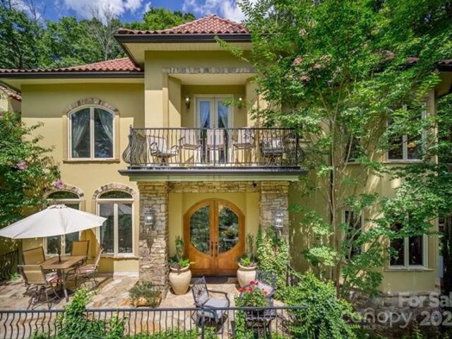 House for sale in Asheville