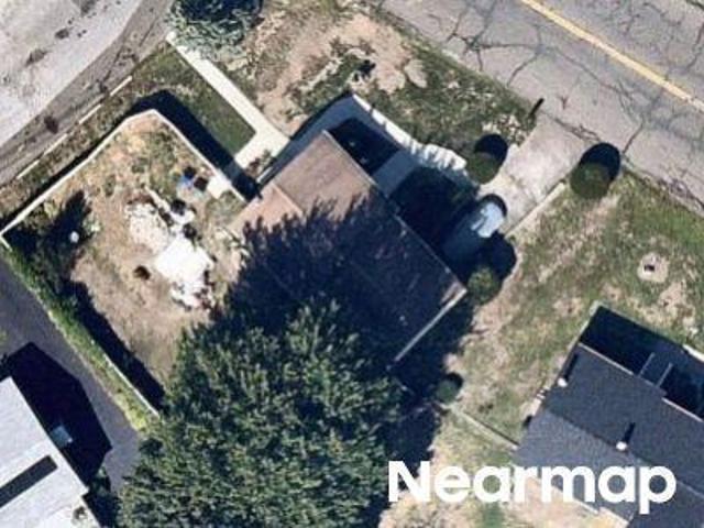 House for sale in Bridgeport, Connecticut