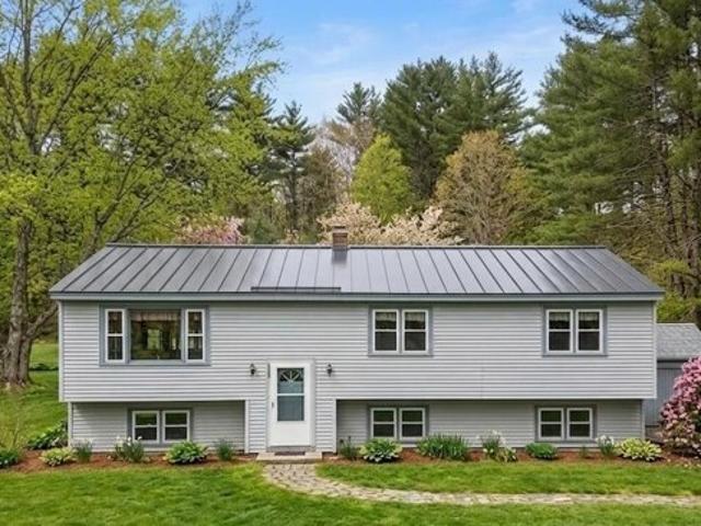 House for sale in New Hampshire