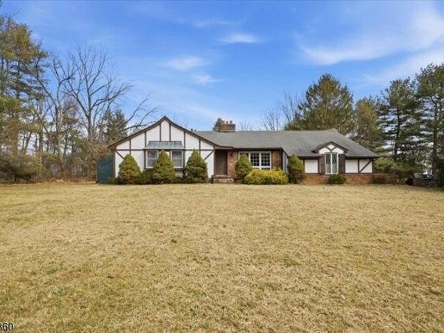 House for sale in Whitehouse Station, New Jersey