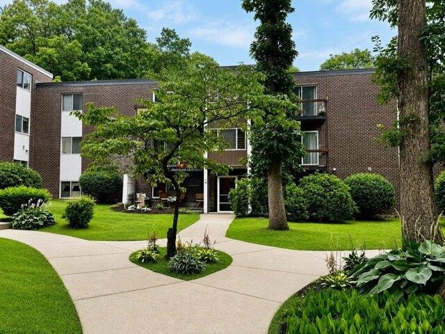Condo for sale in Franklin, Massachusetts
