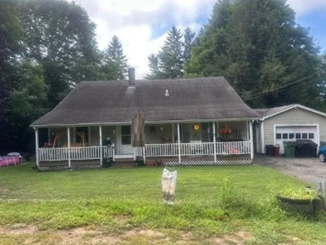 House for sale in Warren, Massachusetts
