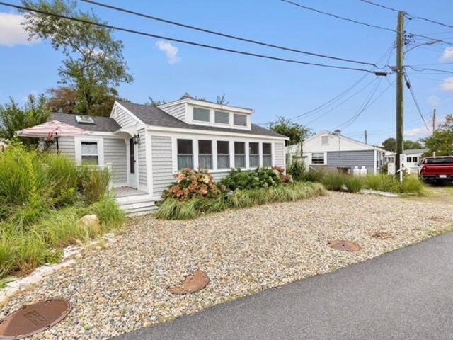 House for sale in Dennisport, Dennis