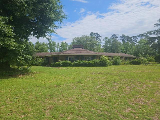 House for sale in Lumberton, North Carolina