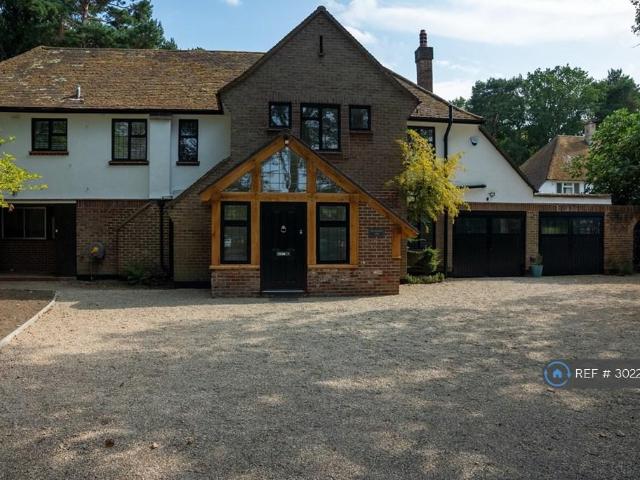 House for rent in Maybury, Woking