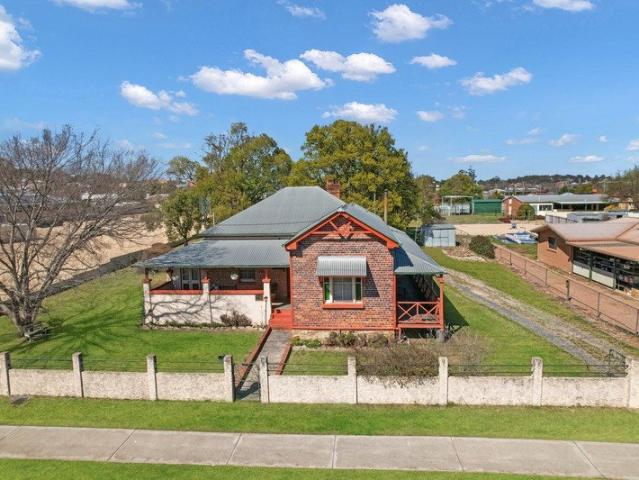 House for sale in Stanthorpe, Queensland