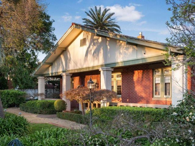 House for sale in Albury