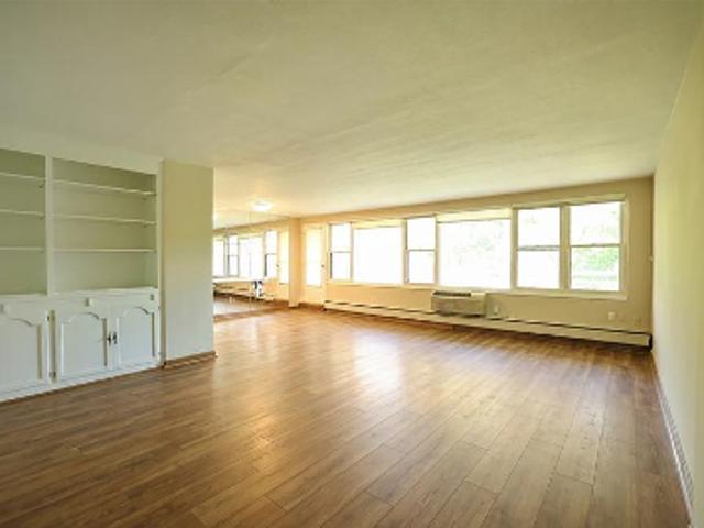 Condo for sale in Wyncote, Pennsylvania