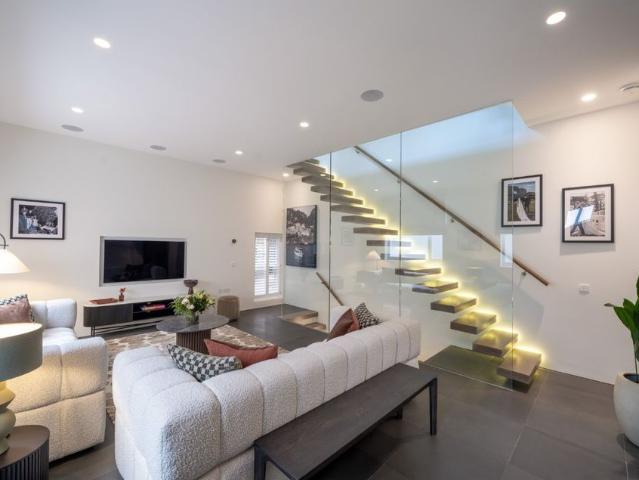 Apartment for rent in Cat Hill, Isle Of Man