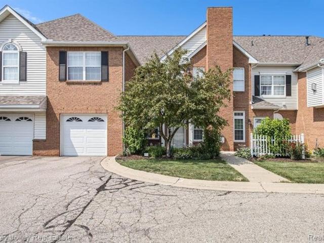Condo for sale in Howell, Howell Township