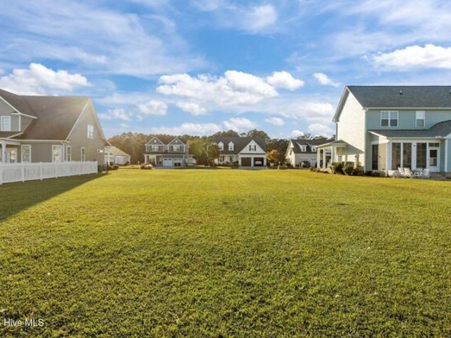 Land for sale in Morehead City, North Carolina