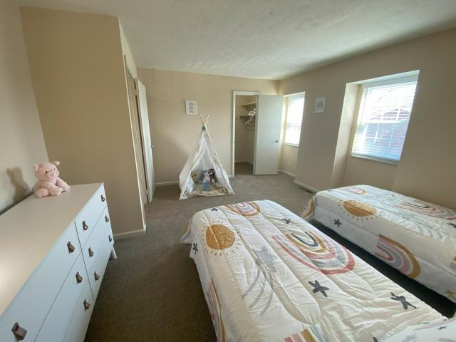 Apartment for rent in Roselawn, Ohio
