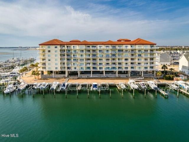 Condo for sale in Beaufort