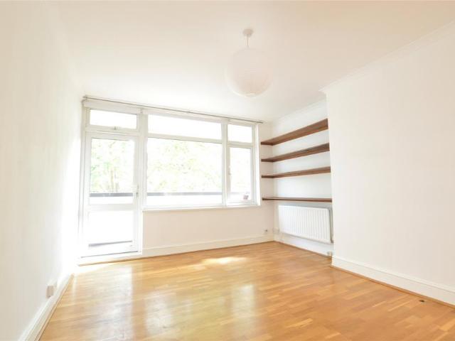 House for rent in Furzedown, Greater London