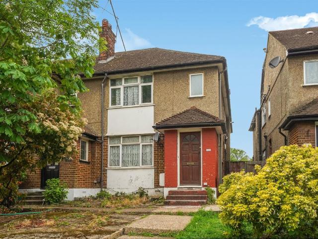 House for rent in London Borough of Ealing, Greater London