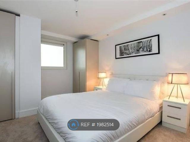 Apartment for rent in Monks Orchard, Kent