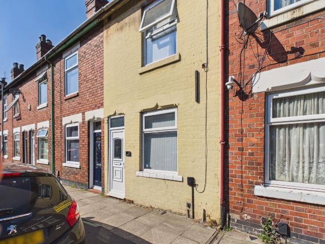 House for rent in Fenton, Stoke-on-Trent