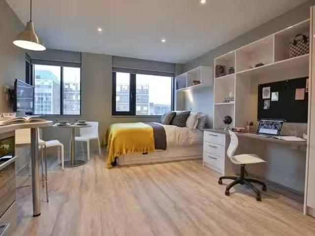 Apartment for rent in Huddersfield, West Yorkshire