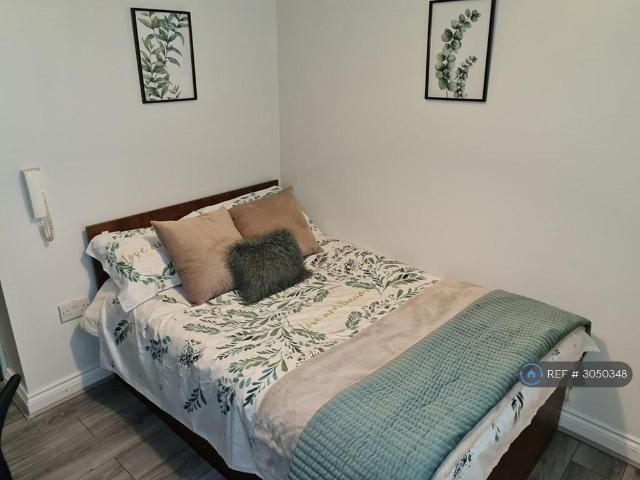 Apartment for rent in Huddersfield, Kirklees
