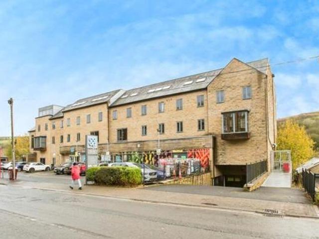 House for sale in Sowerby Bridge, West Yorkshire
