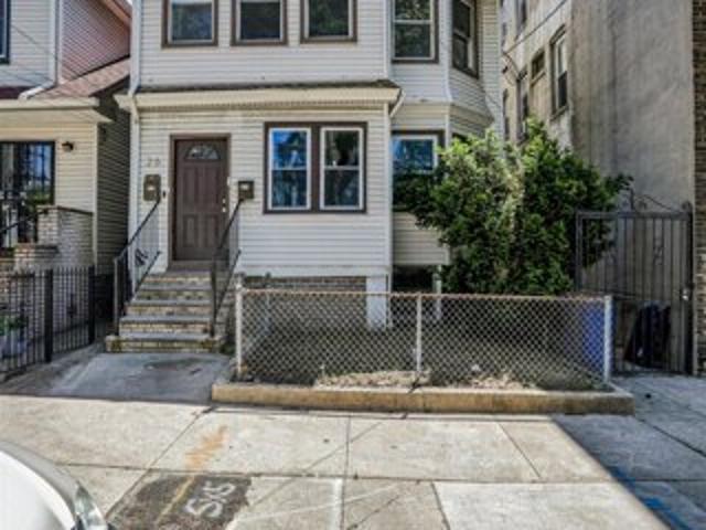 House for sale in Hudson, New Jersey