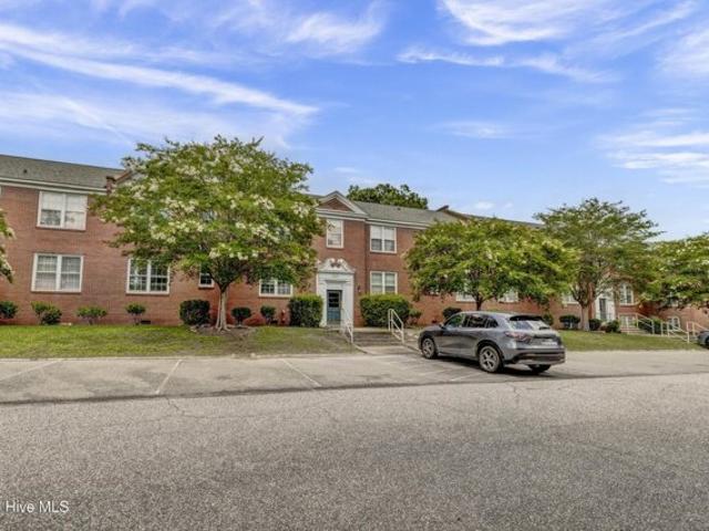 Condo for sale in Wilmington