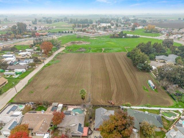 Land for sale in Lemoore, California