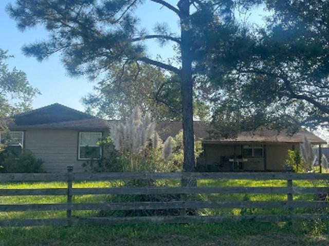 House for sale in Santa Fe, Texas