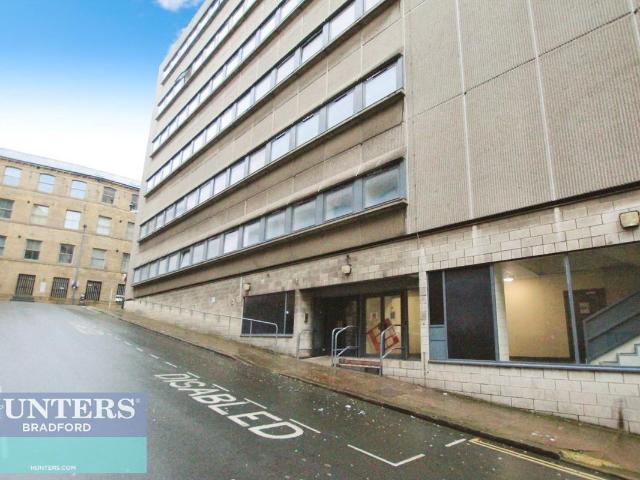 Studio for rent in Little Germany, West Yorkshire