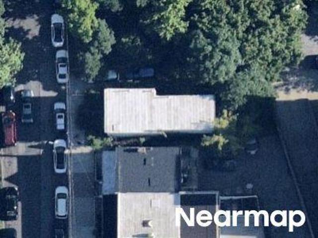 House for sale in The Bronx, Arverne