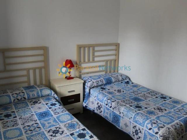 Apartamento en alquiler en Urbanització Platja d'Oliva, la Safor