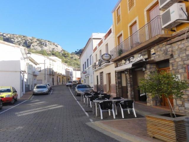 Casa en alquiler en Oliva