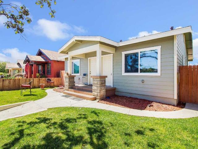 Apartment for rent in Long Beach, California