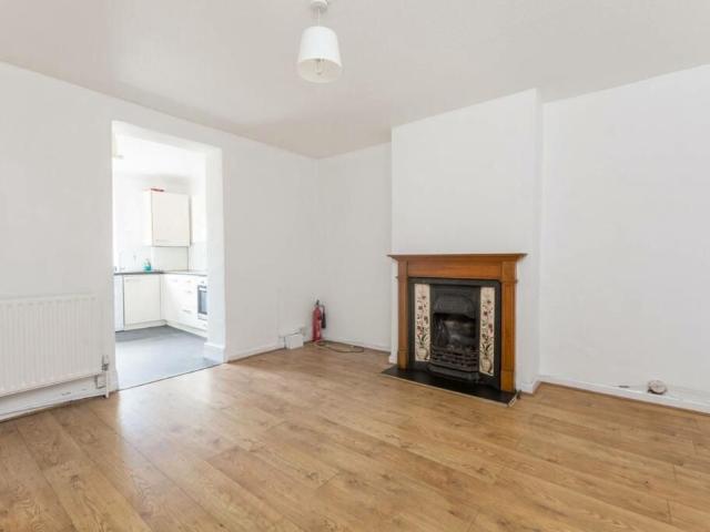 House for rent in London Borough of Ealing, Greater London