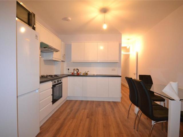 Apartment for rent in Cricklewood, Greater London