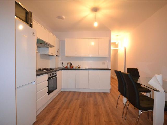 Apartment for rent in Cricklewood, Greater London