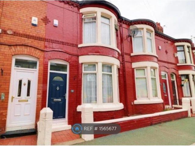 House for rent in Calderstones