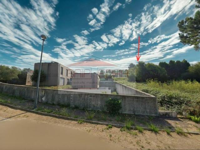 Terreno venda em Oliveira de Azeméis, Santiago de Riba-Ul, Ul, Macinhata da Seixa e Madail, Oliveira de Azeméis