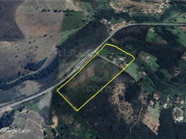 Casa venda em Oliveira, Região Geográfica Intermediária de Divinópolis