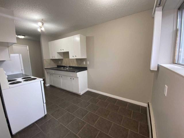 Apartment for rent in Wedgewood, Alberta