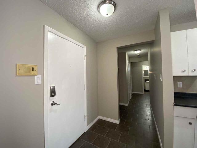 Apartment for rent in Belgravia, Edmonton
