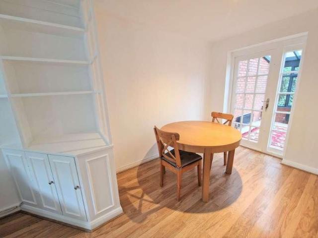 House for rent in Strand-on-the-Green, Greater London