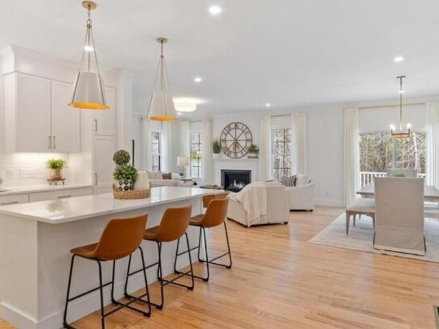 Condo for sale in Franklin, Massachusetts