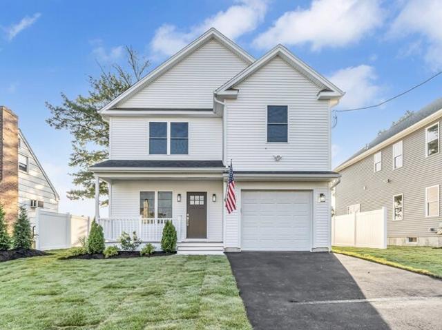 House for sale in Bridgeport
