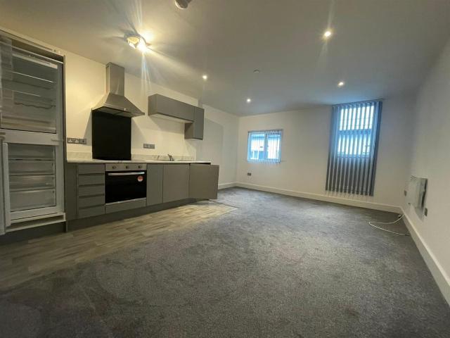 Apartment for rent in Claughton, Birkenhead